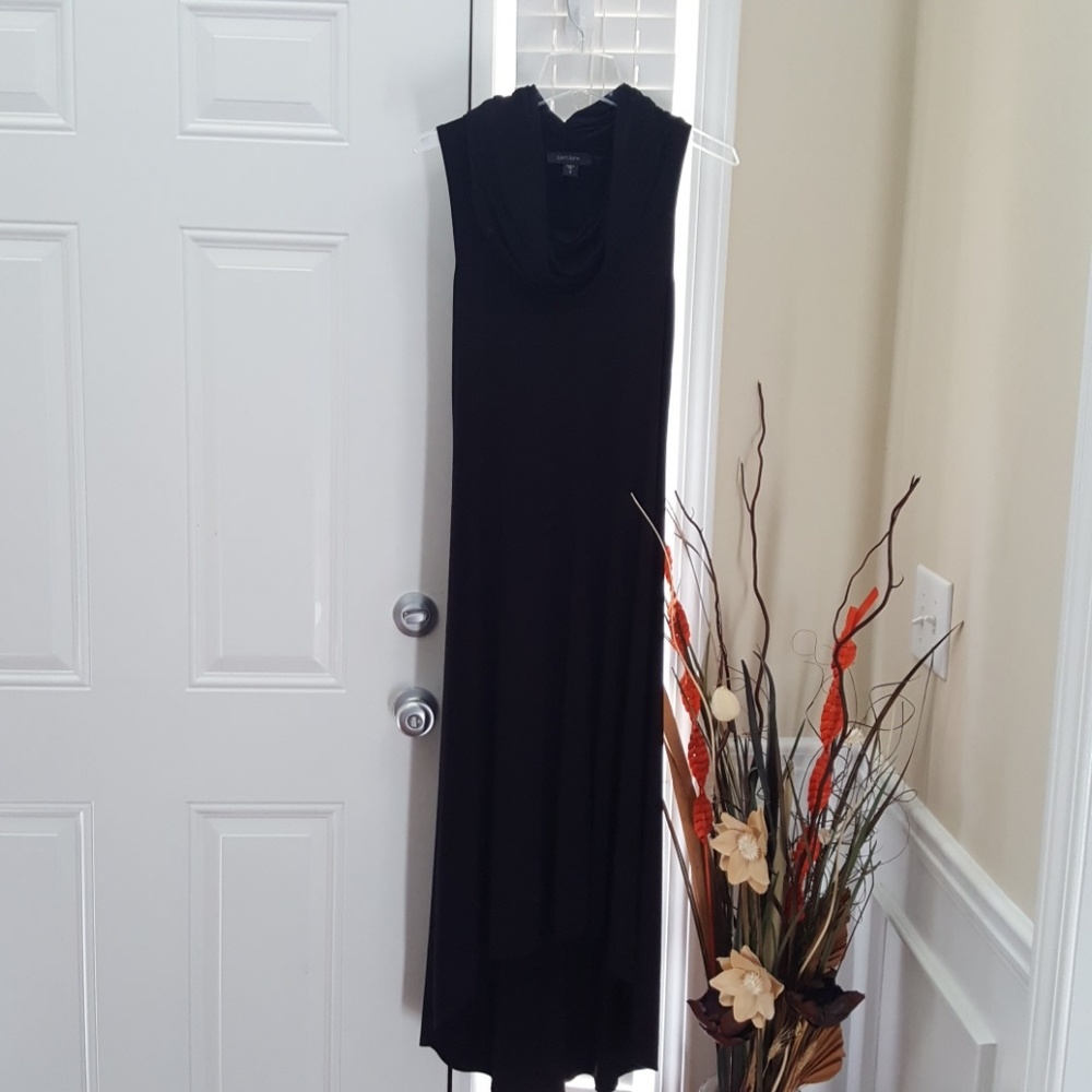Long black dress